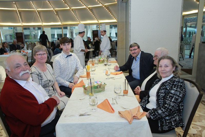 Easter Sunday Lunch at Kempinski Summerland Hotel & Resort